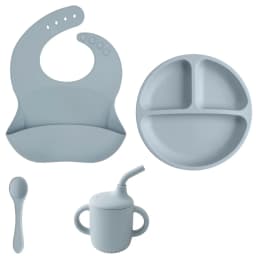 Children’s Tableware Set Made of Silicone for Serving Food