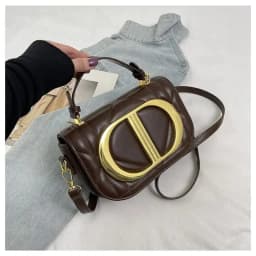 Sophisticated Diaper Bag Women's Leather Crossbody Bag Luxury Vintage Tote Minimalist Designer Large Capacity Elegant