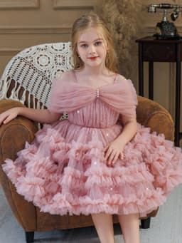 Tiered Ruffled Girls Sequined Dresses For Stage Peformance New Gorgeous Of Shoulder Kids Princess Gown Wedding Guest Clothes