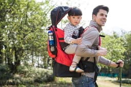 2020 Luxury baby carrier backpack hiking, Chinese factory sell shoulder carrier baby for camping with raincover