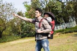 2020 Luxury baby carrier backpack hiking, Chinese factory sell shoulder carrier baby for camping with raincover