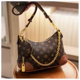 High-End Designer Paris Diaper Bag For Women Letter Logo Leather Tote With Fashionable Crossbody And Stylish Shoulder Strap