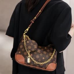 High-End Designer Paris Diaper Bag For Women Letter Logo Leather Tote With Fashionable Crossbody And Stylish Shoulder Strap