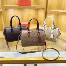 Elegant Women's Leather Fashion Shoulder Tote Bag Classic Designer Crossbody Handbag Luxury Style For Stylish Ladies