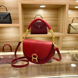 Fashionable Designer Diaper Bag: Elegant Crossbody Bag For Women With Luxury Leather Look And Large Capacity Messenger Tote