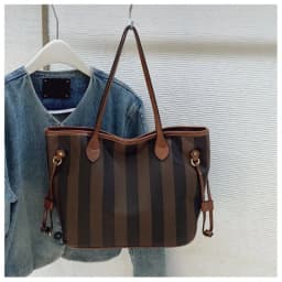 Luxury Designer Diaper Bags Women's Elegant Crossbody Bag Minimalist Fashionable Shoulder Bag Simple Leather Large Capacity