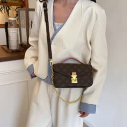 Trendy Simple Fashionable Diaper Bag Letter Logo Leather Crossbody Bag Large Capacity For Women Stylish Commuter
