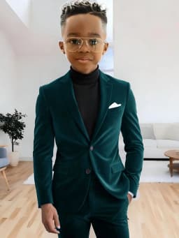 Boys Velvet Homecoming Suit Set 2 Pieces Host Costumes Notched Lapel Kids Formal Suits Wedding Guest Clothes Plus Size Tuxedo