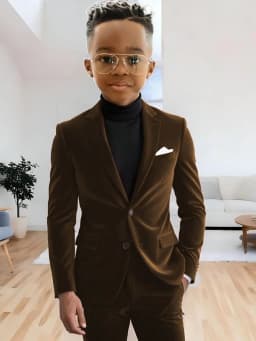 Boys Velvet Homecoming Suit Set 2 Pieces Host Costumes Notched Lapel Kids Formal Suits Wedding Guest Clothes Plus Size Tuxedo