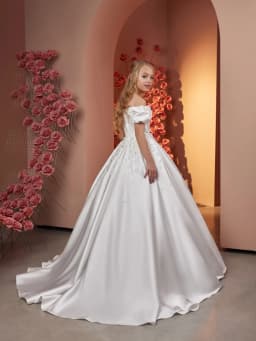 2026 New Beaded 3D Flower Girls Flower Dresses For Wedding Elegant Cute Off Shoulder Kids Princess Gown For Formal Occasion