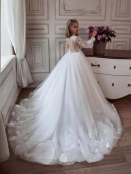 Charming Sweet Beaded Lace Appliques Girls Dresses For Dancing Performance Exquisite Puff Sleeve Kids Princess Gown Party Wear