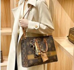 Vintage Simple Fashionable Diaper Bag For Women High-End Designer Crossbody Handbag Large Capacity Trendy Tote Bag