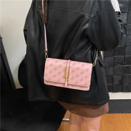 Fashionable Luxury Leather Ladies Messenger Bag High End Classic Designer Paris Trendy Design Diaper Bag