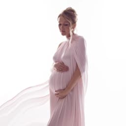 Elegant Pink Maternity Dress For Photo Shoot Cape Sleeve Shiny Pregnancy Gown Luxury Pregnant Women Photography Clothing