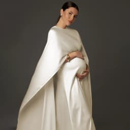Minimalist Beige Maternity Photo Gown Silk Satin Look Dress Elegant Pregnant Women Studio Posing Photo Shoot Clothing