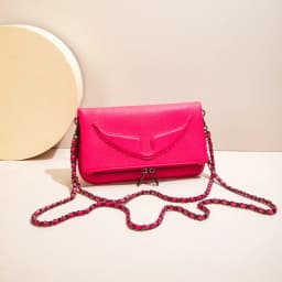 Elegant and trendy style shoulder bag, outdoor travel small square bag, luxury designer women's chain strap crossbody bag
