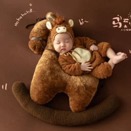 0-1 Month Cute Newborn Photography Props Cartoon Horse Theme Style Baby Outfits with Matching Horse Doll for Baby Posing