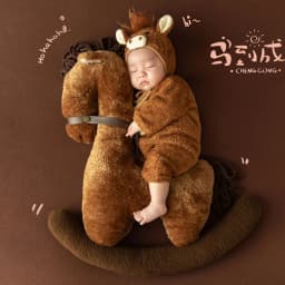0-1 Month Cute Newborn Photography Props Cartoon Horse Theme Style Baby Outfits with Matching Horse Doll for Baby Posing