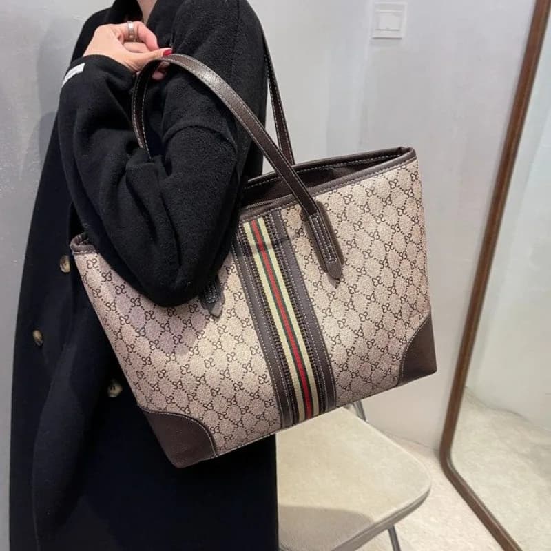 Stylish Simple Leather Diaper Bag Women Messenger Elegant Handbag Luxury Brand Designer Paris Famous Superstar