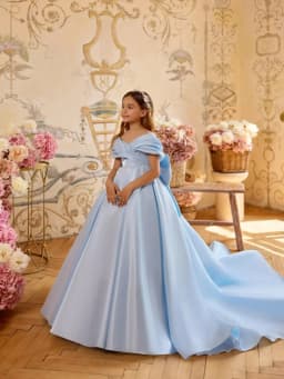 Kids Light Blue Bow Satin Long Princess Gown For School Activities Girls Off Shoulder A-line Dresses Birthday Party Outfit