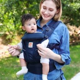 With Box And Instruction Breeze 360 Ergonomic  Baby Carrier All Positions Sling Wrap Backpack 0-36 M