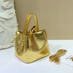 Elegant Trendy Diaper Bag For Women Minimalist Leather Tote Large Capacity Designer Commuter Fashionable Vintage Shoulder Bag