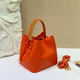 Elegant Trendy Diaper Bag For Women Minimalist Leather Tote Large Capacity Designer Commuter Fashionable Vintage Shoulder Bag