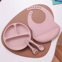 4PCS Baby Silicone Feeding Set With Suction Plate BPA Free Solid Color Waterproof Bib Portable Spoon Fork Children's Tableware