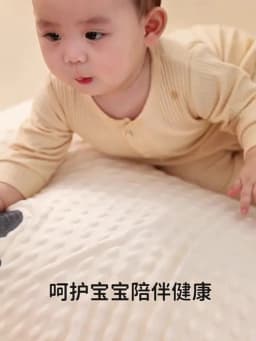 Baby Anti-spitting Slope Pad, Newborn Lying Down Feeding Bed ，Breastfeeding Pillow, Artifact Plus Size Sleeping Baby Bed in Bed
