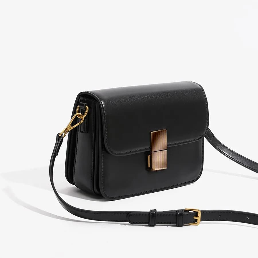 Women's Trendy Minimalist Diaper Bag Fashionable Designer Leather Tote For Luxury Commuter And Stylish Vintage Everyday Use