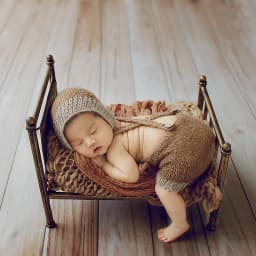 Vintage Stain Foldable Iron Bed Newborn Photography Props Baby Mini Rustic Bed Photo Shoot