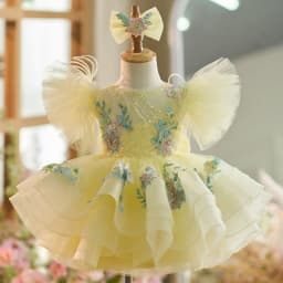 New Baby Girl Toddler Dress Birthday Party Dress Exquisite Unique Girl Sweet Little Fly Sleeve Cake Skirt