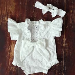 Newborn Baby Girl Eyelet Ruffled Romper with Back Bow and Matching Headband Infant Photography Outfit Newborn Photo Clothes