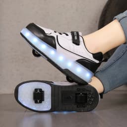 2 Wheel Roller Skate Shoes Kids Boys Girls Flashing Light Shoes LED Light Luminous Children Sneakers Outdoor Casual Shoes Sports