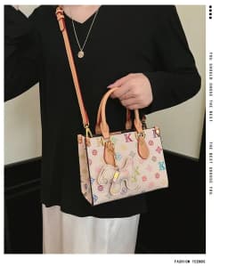 Paris Crossbody Diaper Bag Women's Luxury Leather Tote Vintage Minimalist Designer Large Capacity Elegant French Style