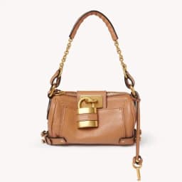 High quality women's chain strap crossbody bag, outdoor casual zipper shoulder bag, fashionable design handbag