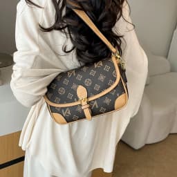 Modern elegant style chain shoulder bag, fashionable and portable small square bag, luxurious party women's crossbody bag