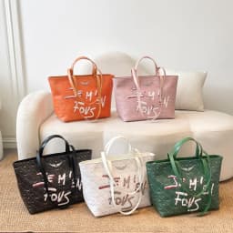 Luxury exquisite pattern handbag, elegant and comfortable chain strap shoulder bag, fashionable and trendy zipper women's bag
