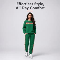 Women Warm Two Piece Retro Striped Tracksuit Set Cozy Oversized Round Neck Top And Sweatpants Joggers With Two Deep Side Pockets Relaxed Loose Fit For Fall Weekend Trips And Daily Casual Comfort Wear