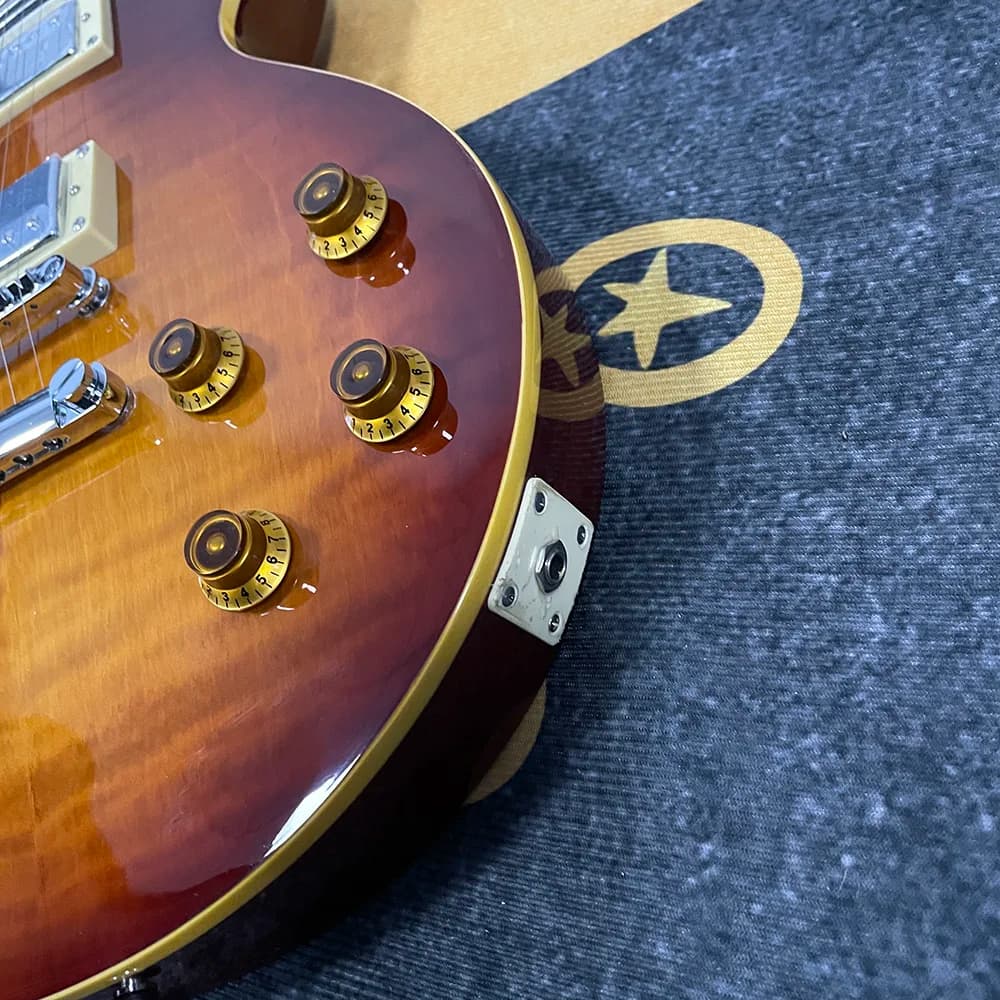 Clearance sale, no logo, brown electric guitar, yellow binding, flame maple top, solid wood, shipped from US warehouse, free shipping