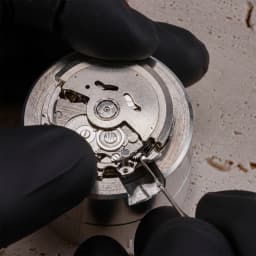 NH35A Movement High Accuracy Automatic Mechanical Movement 3'O 3.8 Clock Date Replacement Japanese NH35 for Watch Making