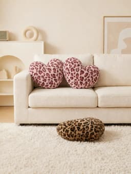 1pc Leopard Print Heart-Shaped Plush Throw Pillow, Soft Fuzzy Filled Decorative Cushion For Sofa Living Room Bedroom Home Decor Aesthetic Pillow SH260720162539335416357