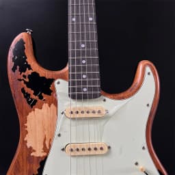 No-brand SSS Pickup Electric Guitar Matte Single Tremolo Promotion Maple Neck & Solid Body Free Shipping