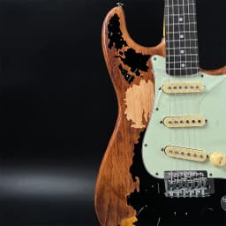 No-brand SSS Pickup Electric Guitar Matte Single Tremolo Promotion Maple Neck & Solid Body Free Shipping