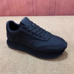 2026 New Soft Sole Shoes for Men, Ultra-Soft Summer Thin Men's Shoes, Round-Toe Retro Jogging Shoes
