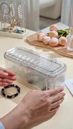 Transparent Acrylic Crystal Jewelry Box & Organizer - 1 Pack Lightweight Covered Storage for Dresser Organization, 12 Portable Anti-Tarnish Compartments for Earrings, Rings, Necklaces, Acrylic Crystal Jewelry Boxes & Organizers, Organize Jewelry