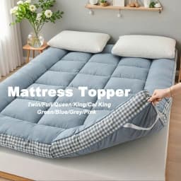 1‑Piece 900GSM King Size Mattress Topper, Soft Warm Foldable Mattress Pad with Side Checkered Print, Corner Fastening Straps, Low‑Allergenic Breathable Mattress Protector for Bedroom, Dormitory & Tatami