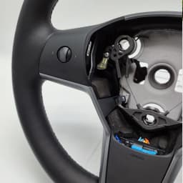 For Tesla Model 3 Model Y 2017-2023 Heated Steering Wheel PU Leather Car Steering Wheel with Heating Function 1490214-00-B