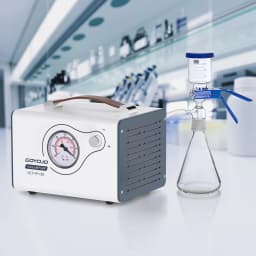 GOYOJO Lab Vacuum Pump, 15L/min Oilless Diaphragm Vacuum Filtration Pump with Adjustable Flow & Dual Pressure, Portable Oil-Free Laboratory Pump with 2 Hoses for Filtration, Distillation & Extraction