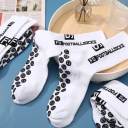 Athletic Grip Socks 4 Pairs High-Elastic Sports Grip Socks for Men Women Soccer Training Games Essential Gear 2026
